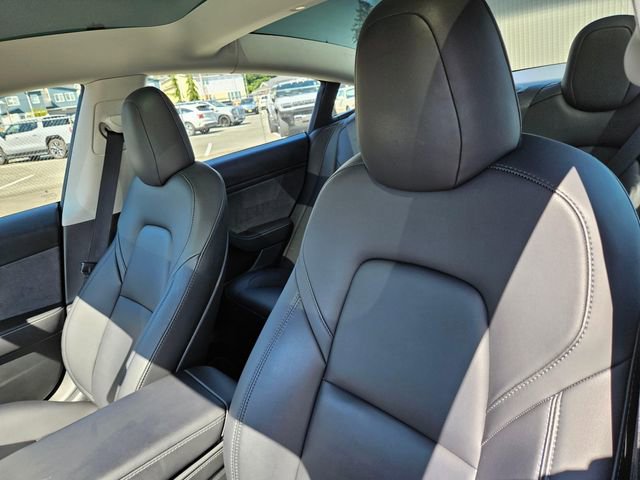 Used 2023 Tesla Model 3 Standard Range image 26