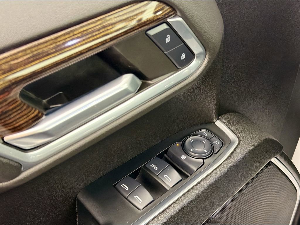 Used 2024 GMC Sierra 1500 SLE w/ Preferred Package image 18