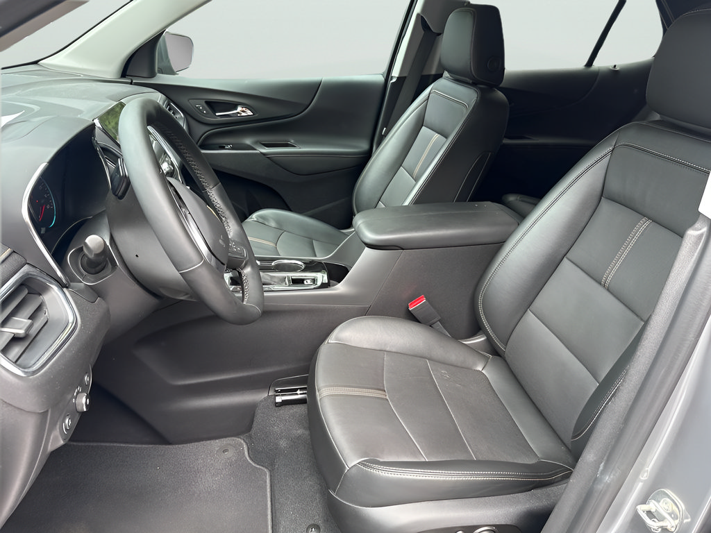 Used 2023 Chevrolet Equinox Premier AWD/4WD image 17