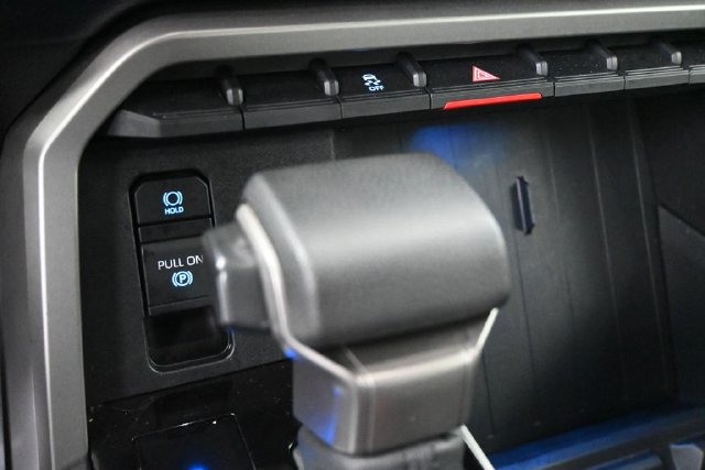 Used 2022 Toyota Tundra SR5 RWD image 12