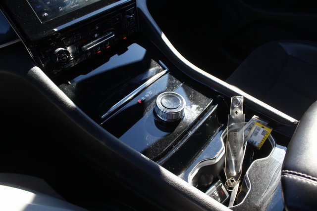 Used 2023 Jeep Grand Cherokee Altitude image 10