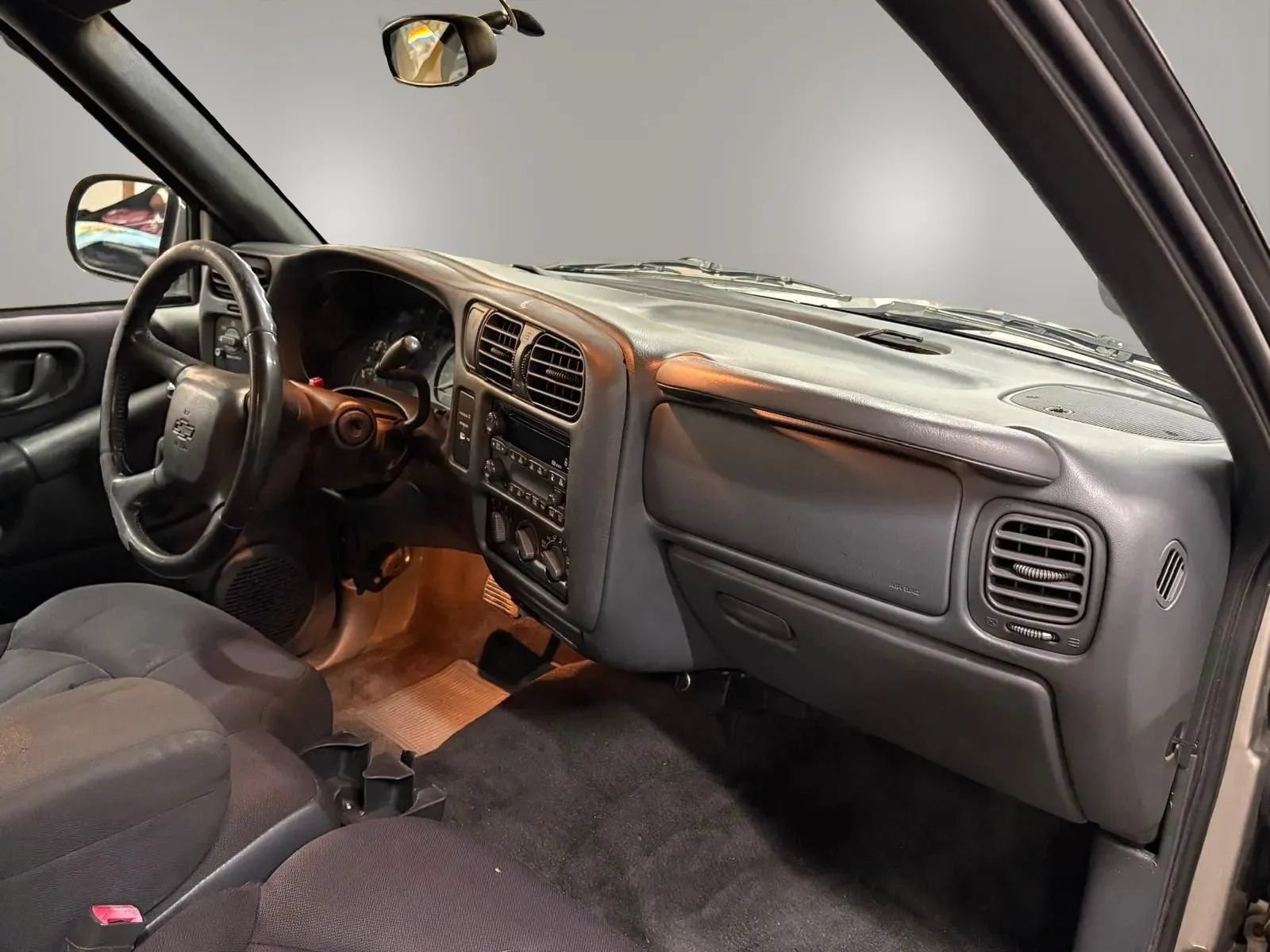 Used 2003 Chevrolet S10 Pickup LS RWD image 17
