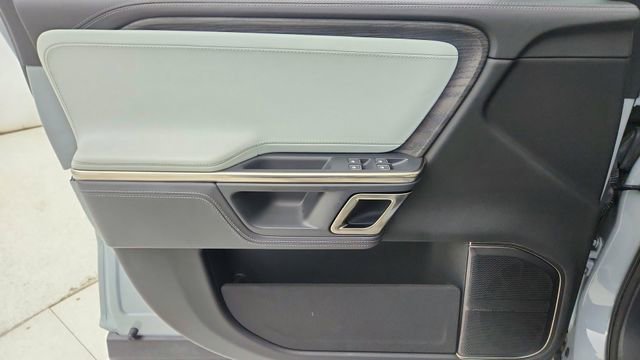 Used 2023 Rivian R1T Adventure image 33