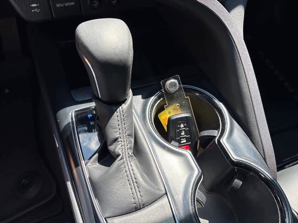 Used 2019 Toyota Camry SE w/ Audio Package FWD image 18