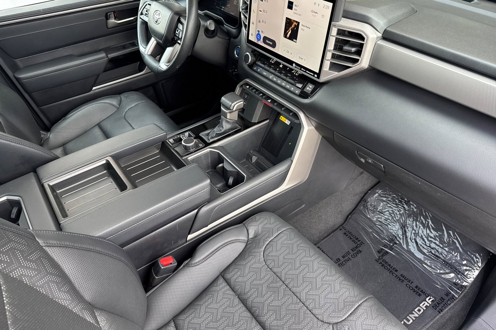 Used 2023 Toyota Tundra Limited image 14