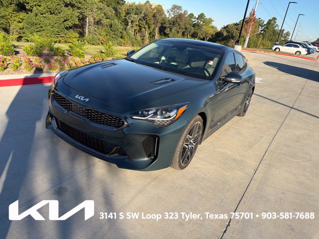 Used 2023 Kia Stinger GT2 RWD image 3