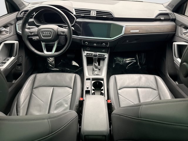 Used 2022 Audi Q3 2.0T Premium Plus w/ Premium Plus Package AWD/4WD image 14