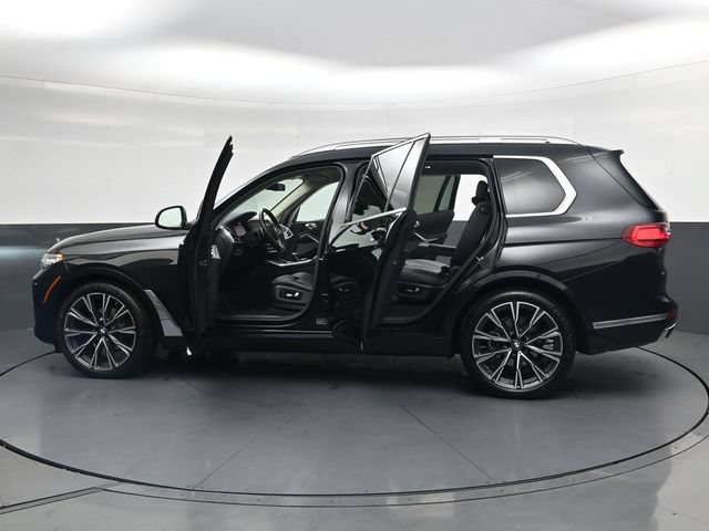 Used 2021 BMW X7 xDrive40i w/ Premium Package AWD/4WD image 44