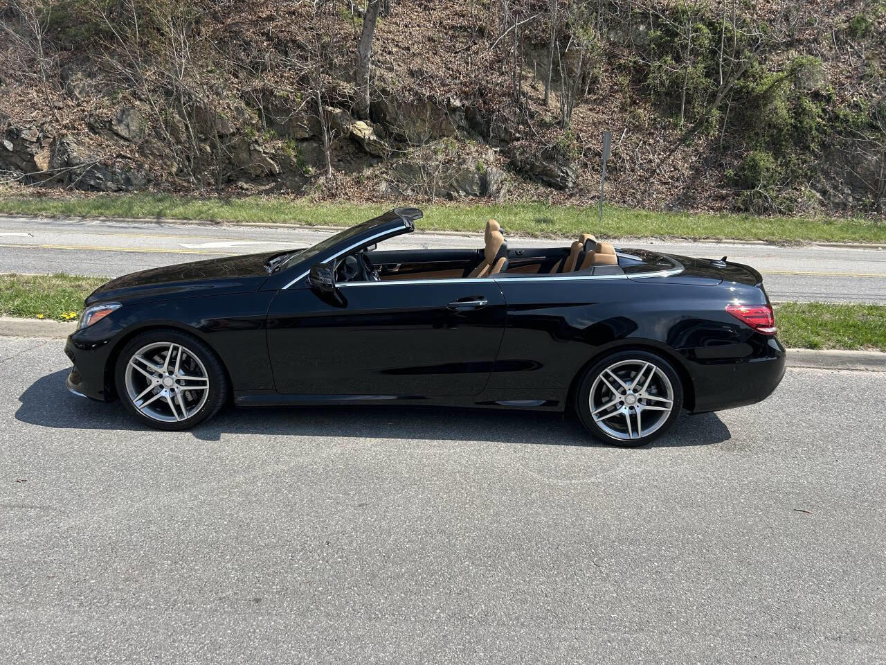 Used 2016 Mercedes-Benz E 550 Cabriolet image 4