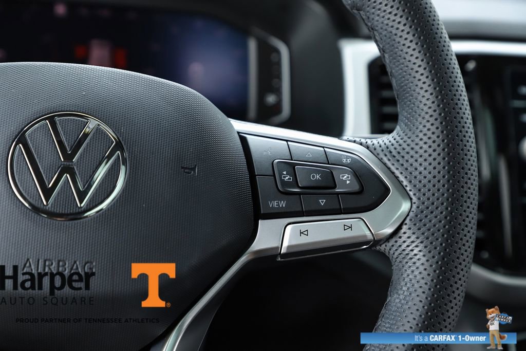 Used 2023 Volkswagen Atlas Cross Sport SEL R-Line image 61