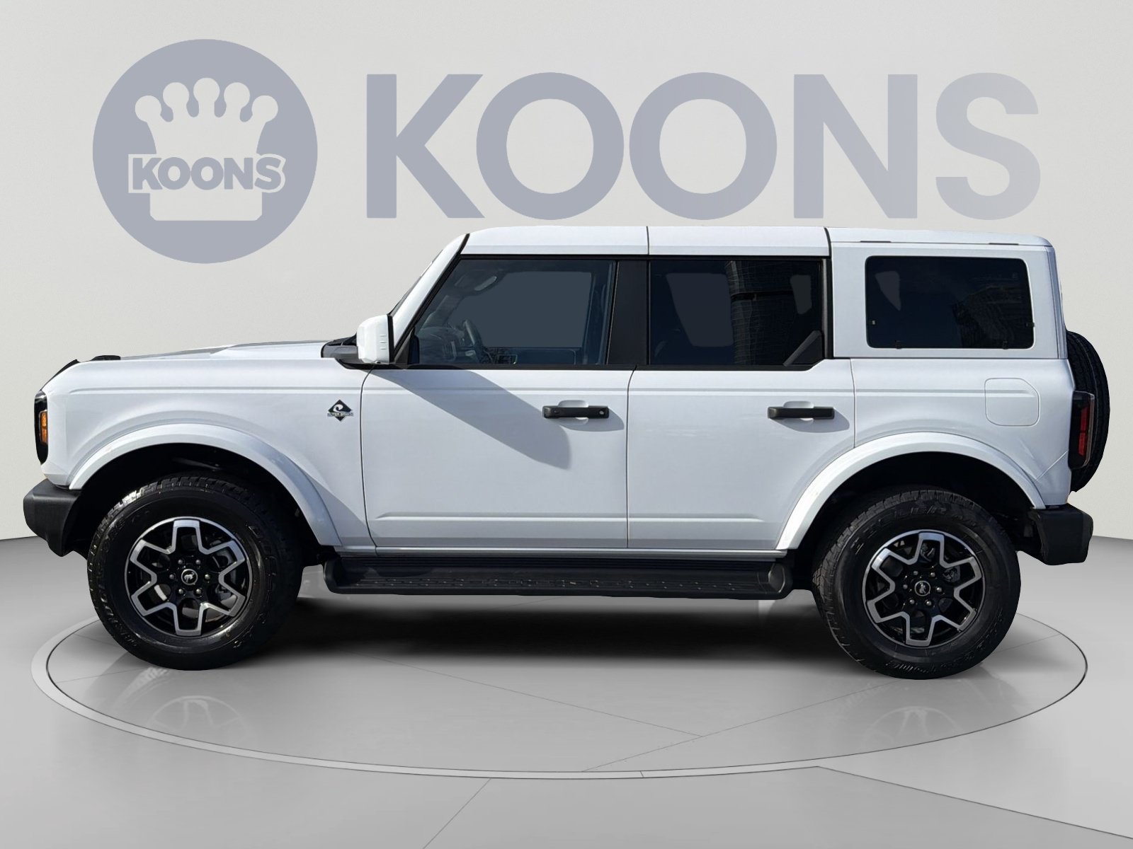 Used 2026 Ford Bronco Outer Banks AWD/4WD image 2