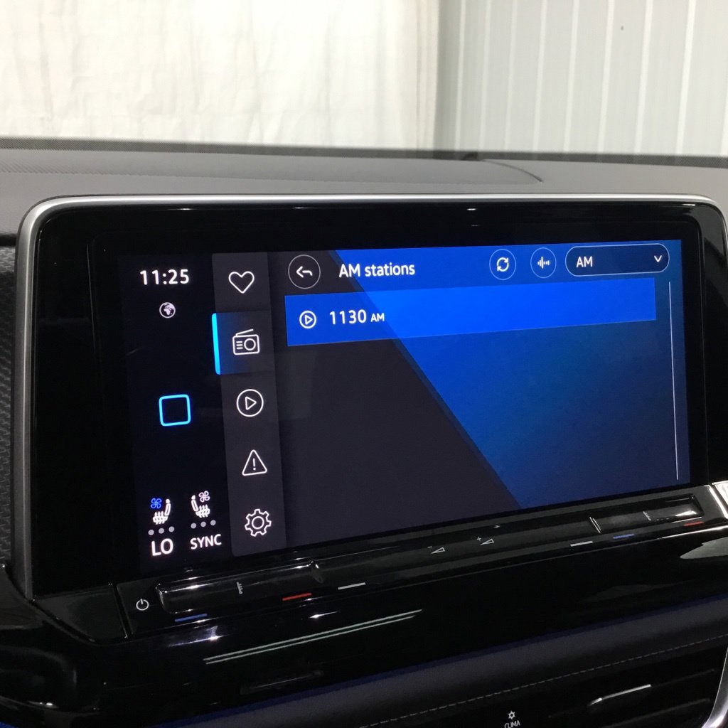 Used 2024 Volkswagen Atlas Cross Sport SEL Premium R-Line AWD/4WD image 9
