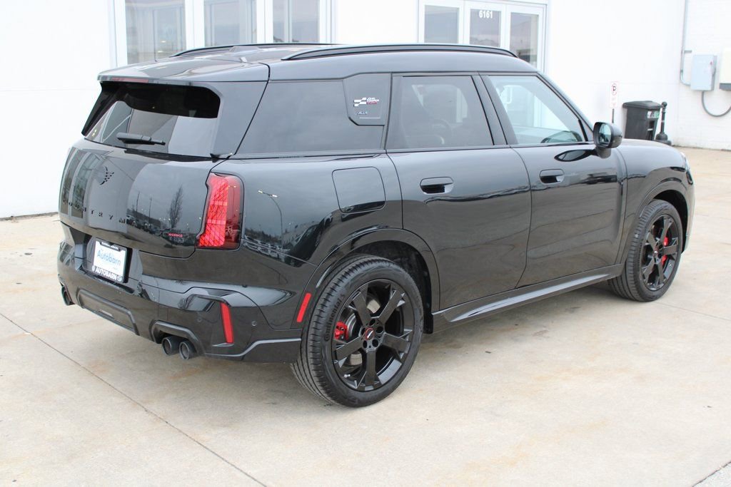 Used 2025 MINI Cooper Countryman John Cooper Works image 6