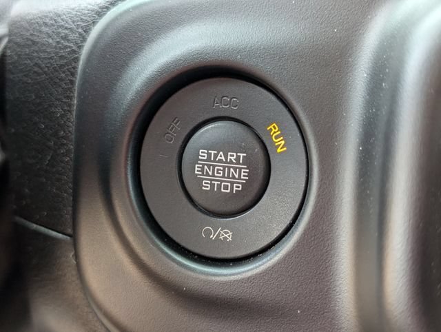 Used 2020 Jeep Gladiator Mojave AWD/4WD image 30