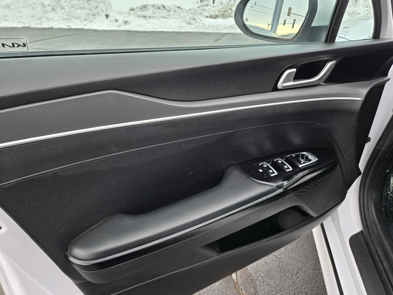 Used 2023 Kia K5 LXS image 33