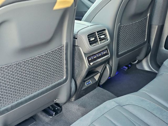 New 2026 Mercedes-Benz GLE 53 AMG 4MATIC Coupe image 24