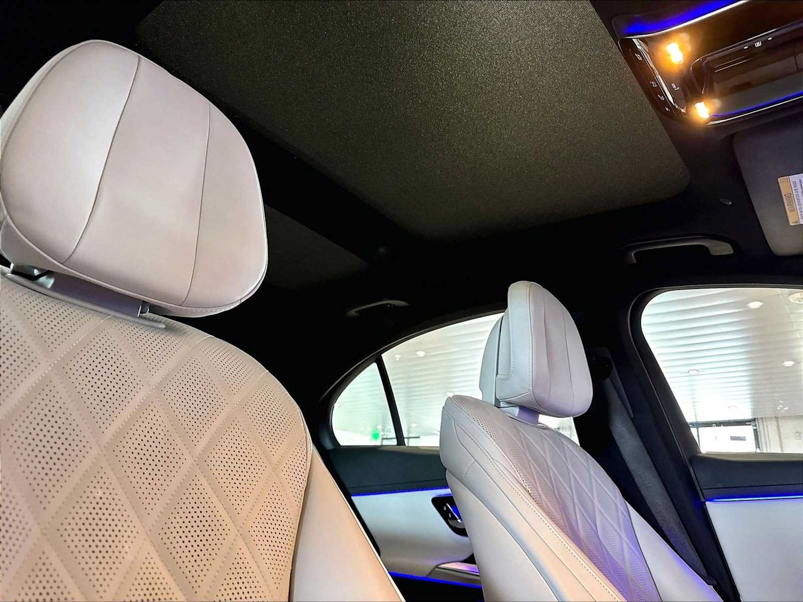 Used 2024 Mercedes-Benz E 450 4MATIC Sedan image 25