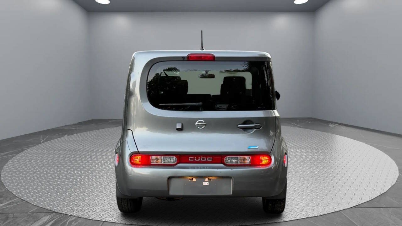 Used 2014 Nissan Cube 1.8 SL w/ SL Preferred Package FWD image 5