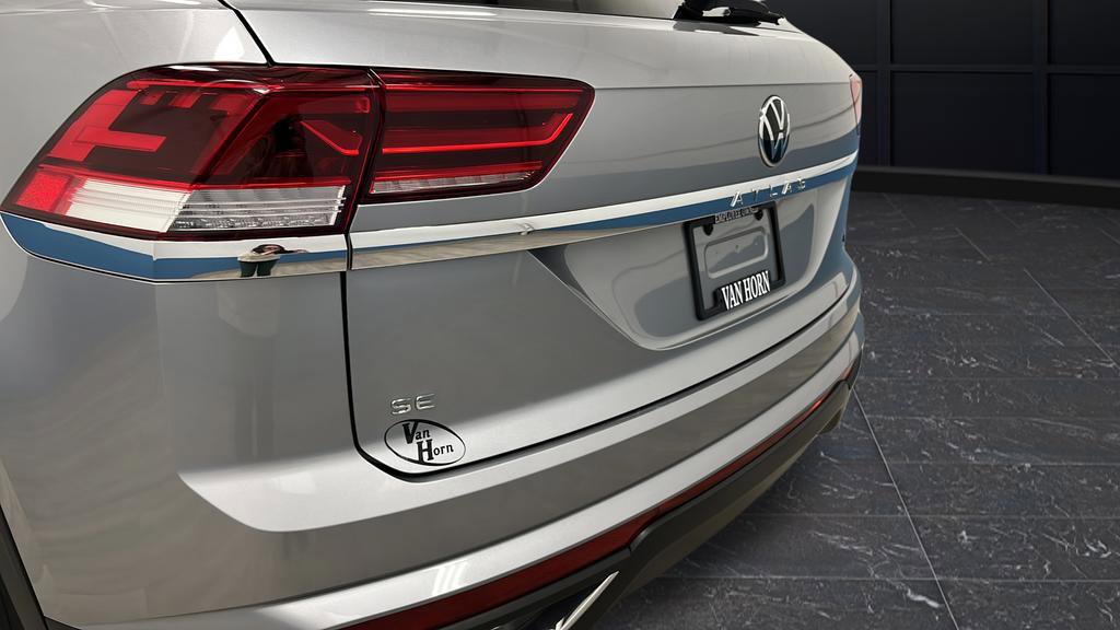 Used 2023 Volkswagen Atlas Cross Sport SE image 33