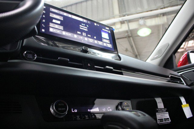 New 2026 Mitsubishi Outlander ES FWD image 12