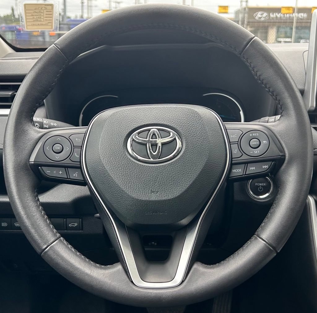 Certified 2025 Toyota RAV4 XLE w/ Convenience Package AWD/4WD image 21