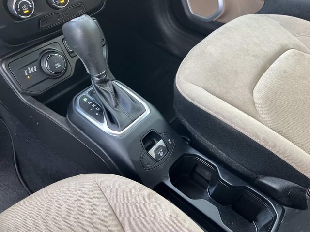 Used 2020 Jeep Renegade Sport image 31