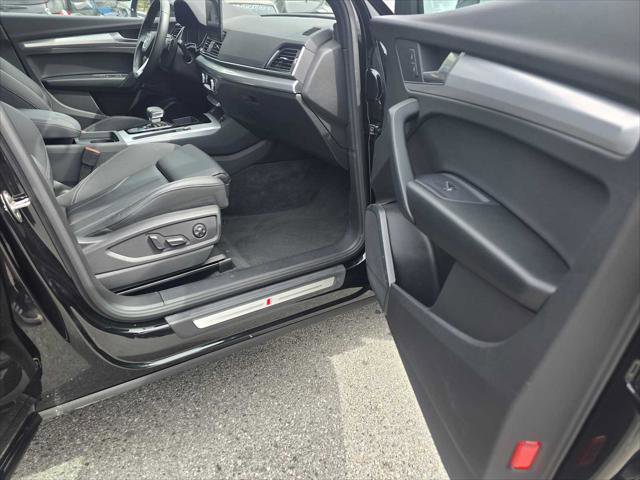 Certified 2025 Audi Q5 2.0T Premium image 10