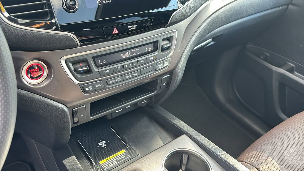 Certified 2025 Honda Passport EX-L image 20