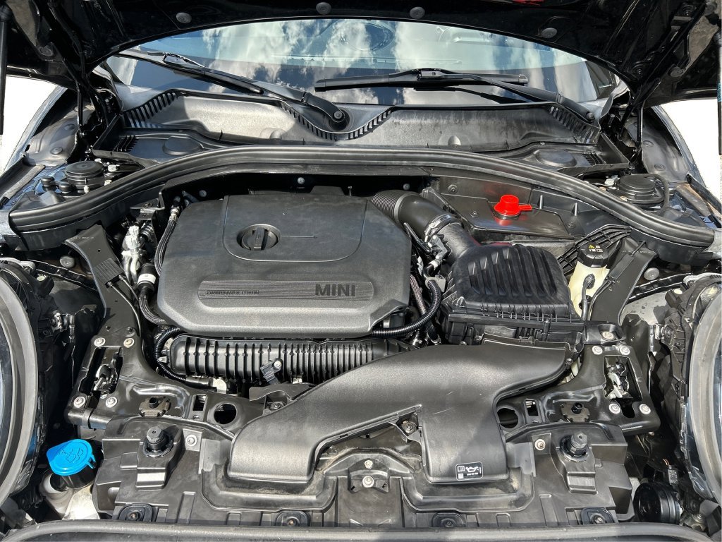 Certified 2023 MINI Cooper Clubman S AWD/4WD image 25