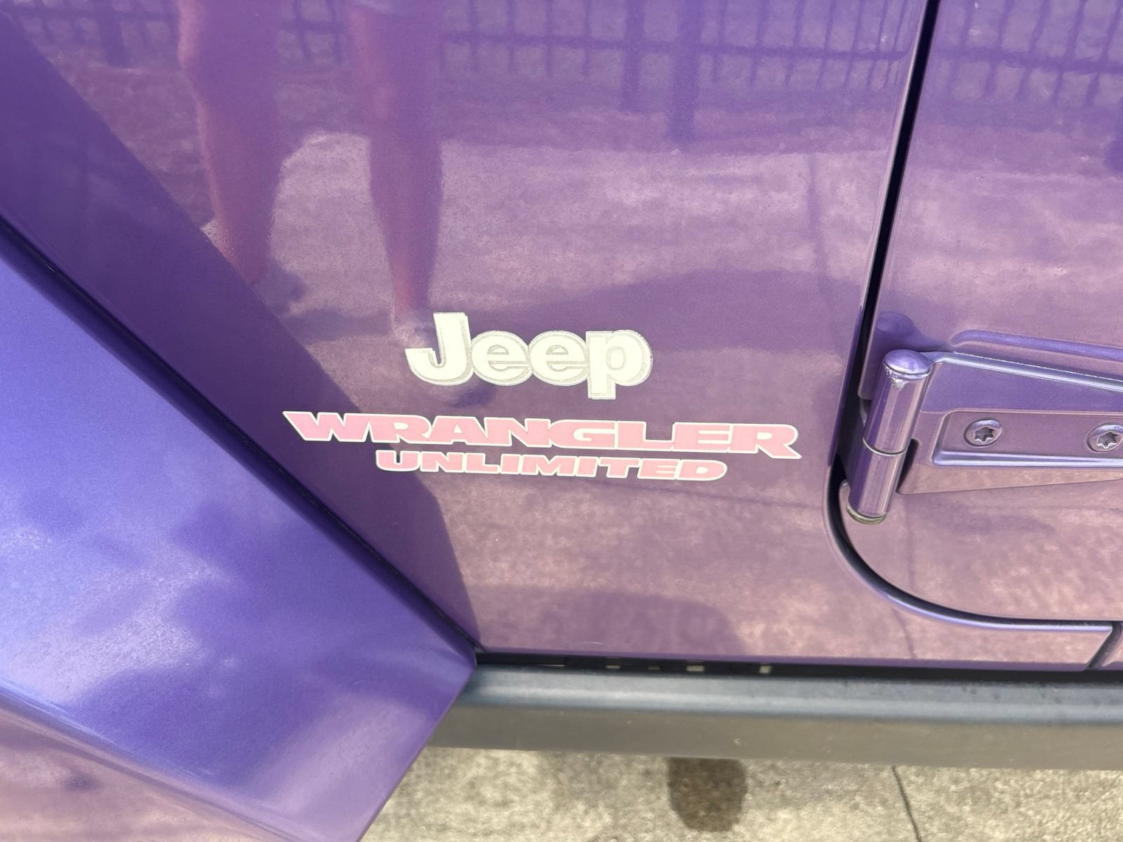 Used 2016 Jeep Wrangler Unlimited Sahara AWD/4WD image 12