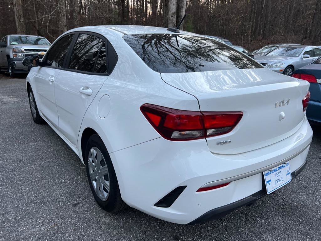 Used 2022 Kia Rio LX FWD image 3