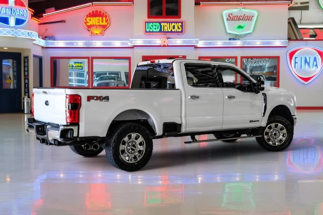 Used 2024 Ford F250 Lariat w/ Lariat Ultimate Package AWD/4WD image 3