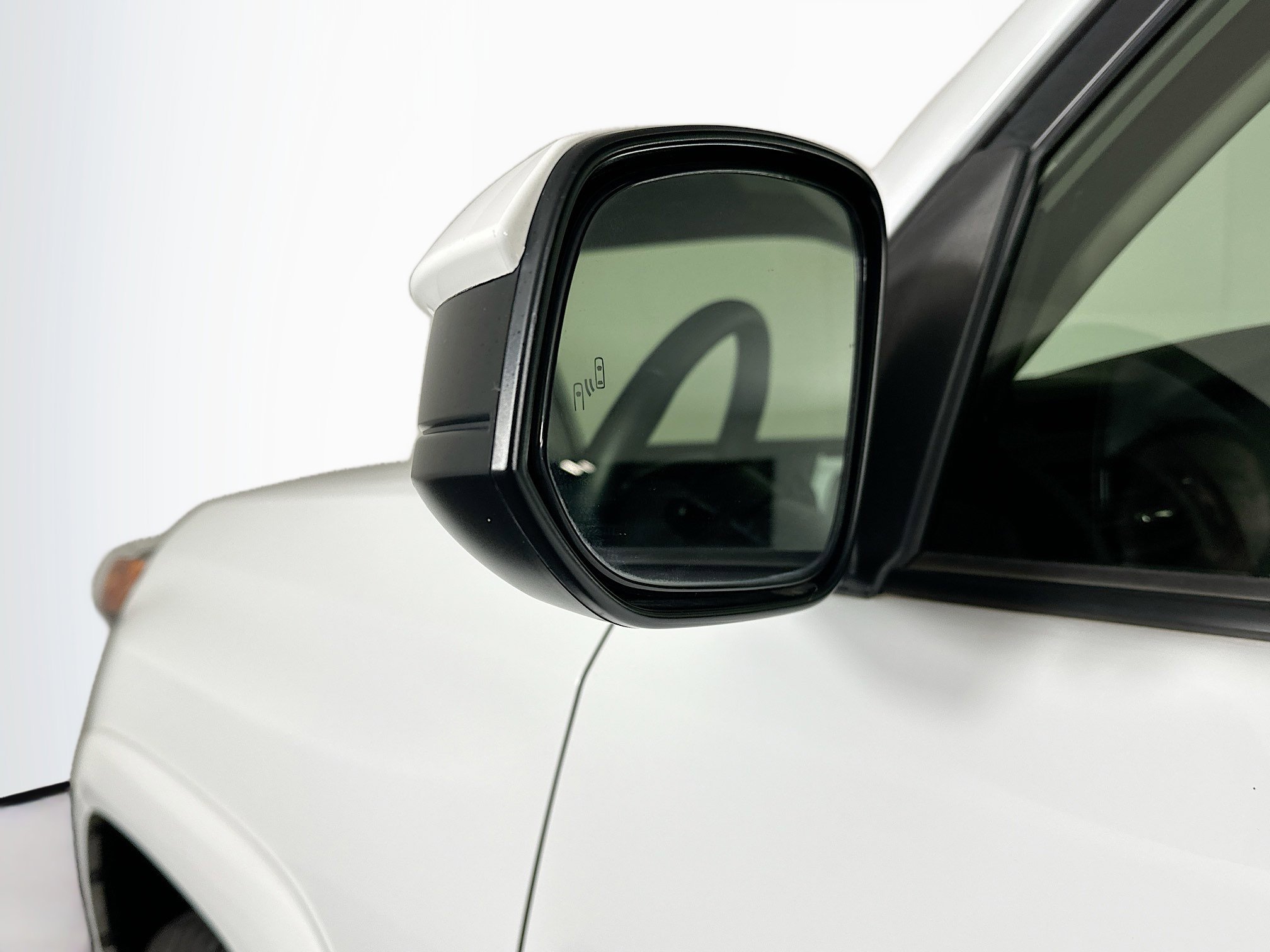 Used 2024 Toyota 4Runner SR5 image 16