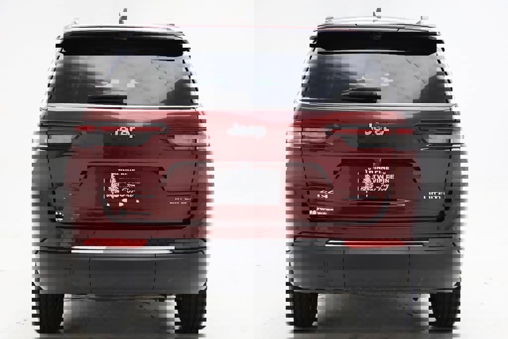 Used 2023 Jeep Grand Cherokee L Limited w/ Luxury Tech Group II image 8