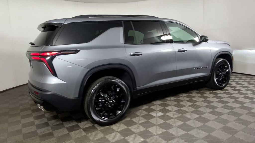 New 2026 Chevrolet Traverse LT w/ Midnight/Sport Edition image 10