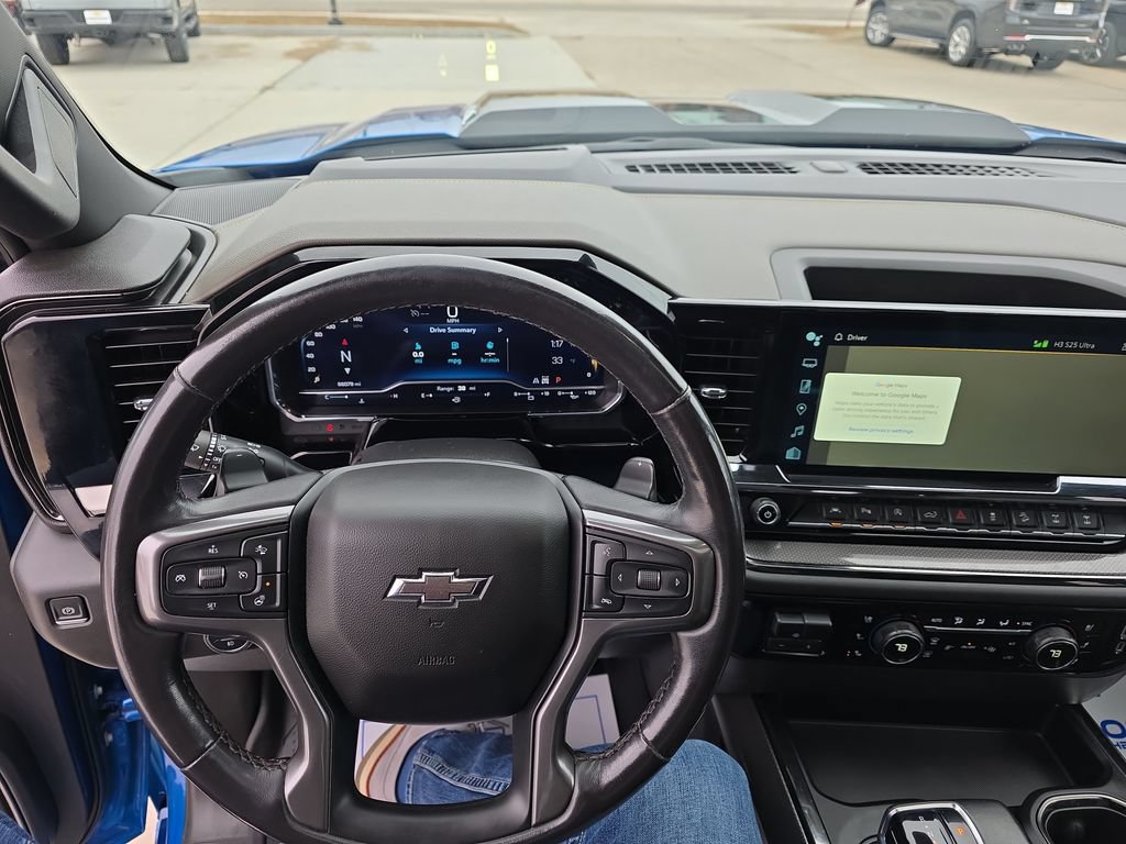 Used 2022 Chevrolet Silverado 1500 ZR2 w/ Technology Package AWD/4WD image 12