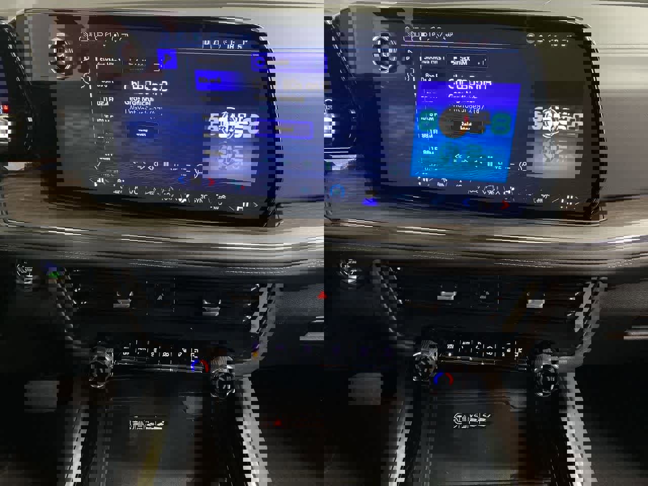 Used 2025 Chevrolet Suburban Z71 image 24