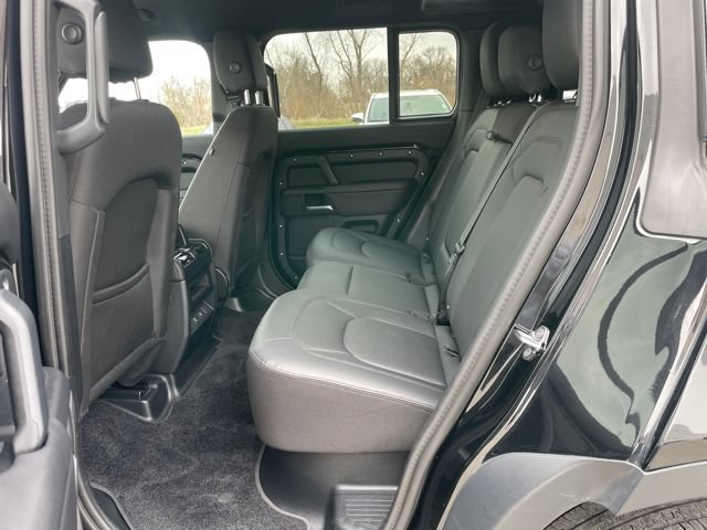 Used 2025 Land Rover Defender 110 S AWD/4WD image 29