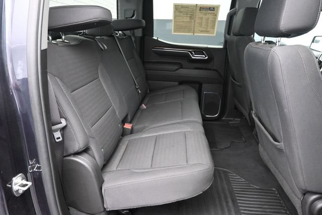 Used 2024 Chevrolet Silverado 1500 LT AWD/4WD image 31
