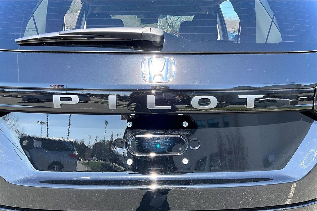 Used 2025 Honda Pilot EX-L image 25