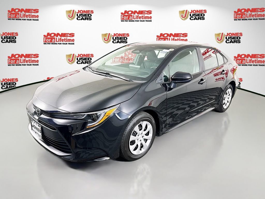 Certified 2025 Toyota Corolla LE FWD image 13