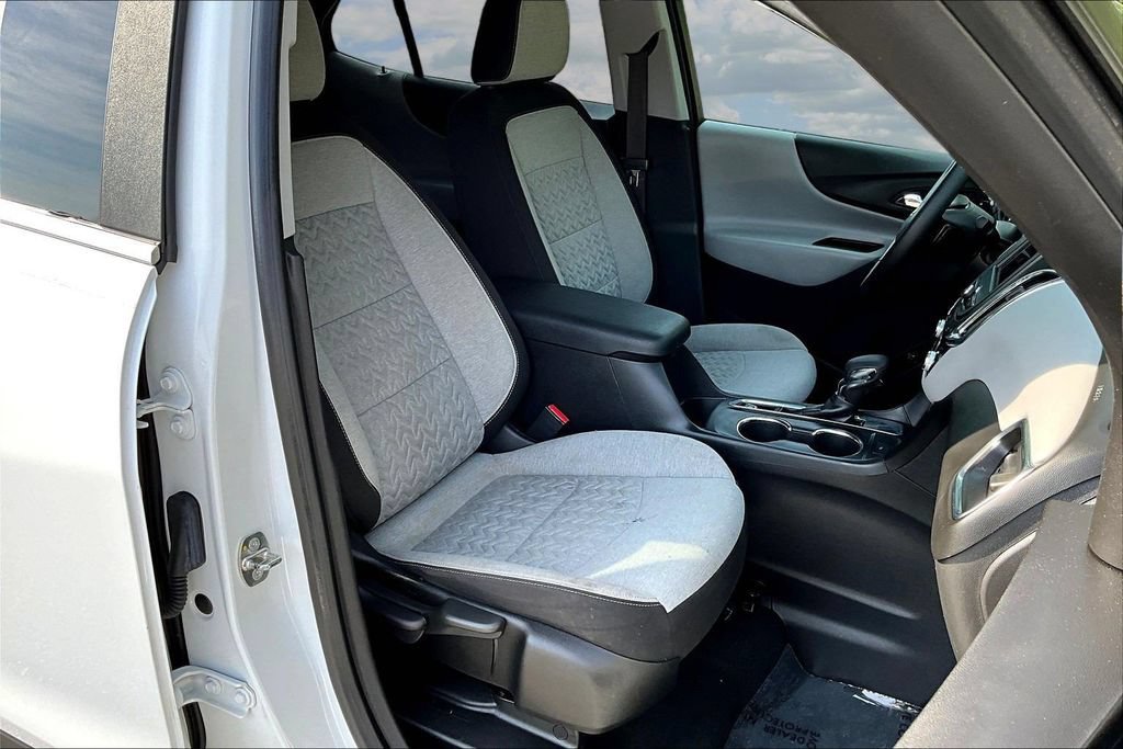 Used 2023 Chevrolet Equinox LT FWD image 31
