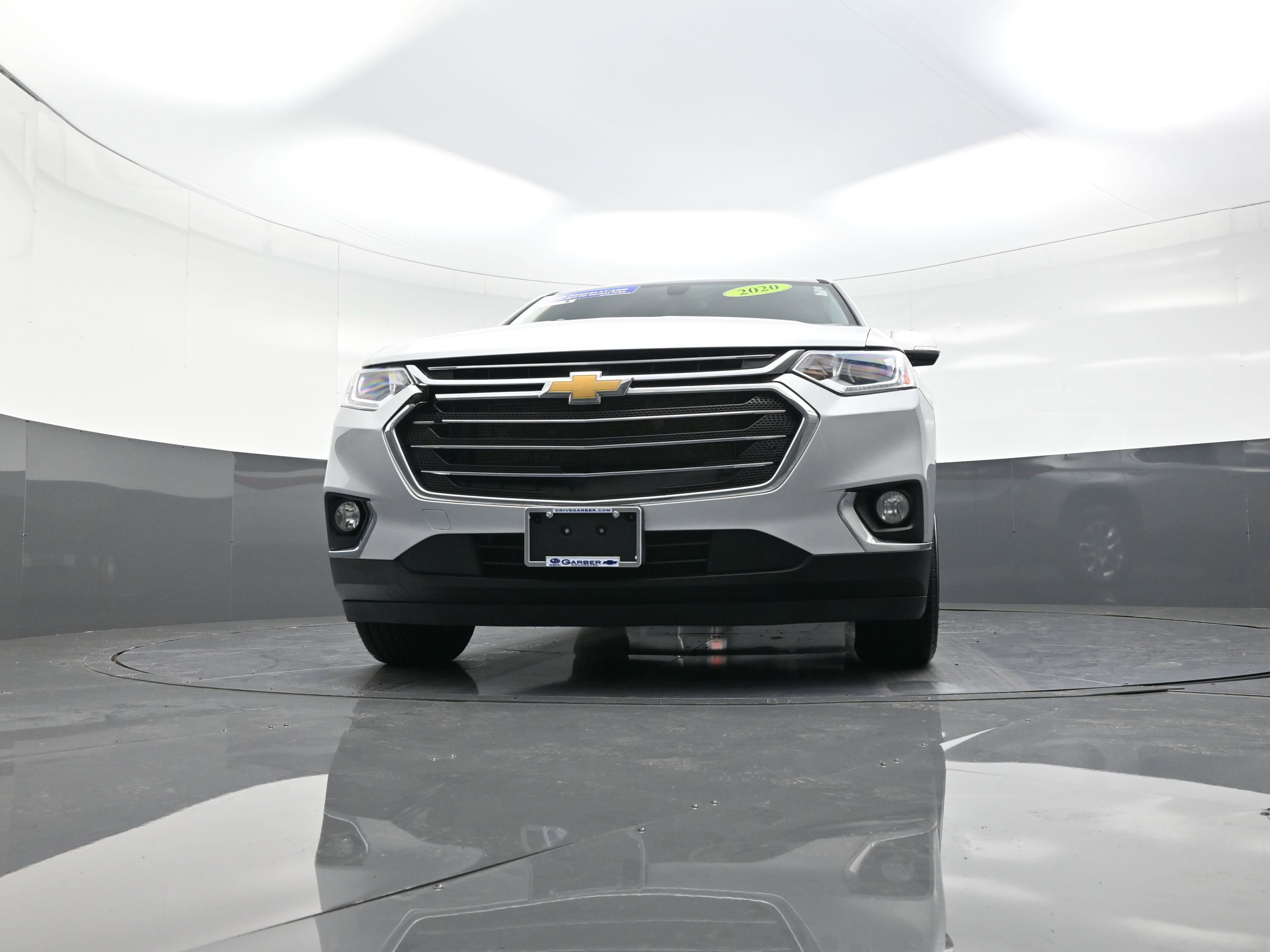 Used 2020 Chevrolet Traverse LT image 10