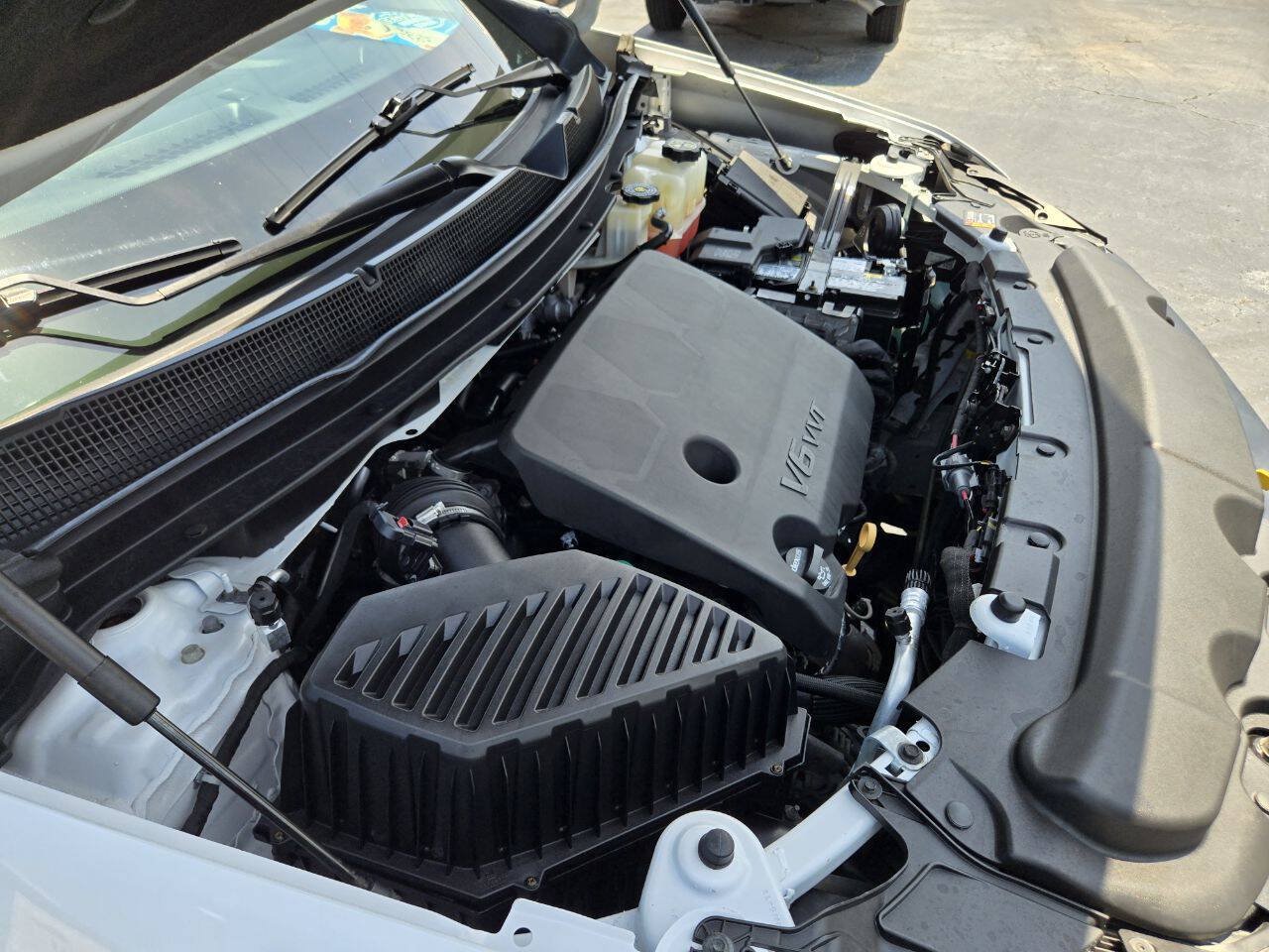 Used 2019 Chevrolet Traverse LT FWD image 58