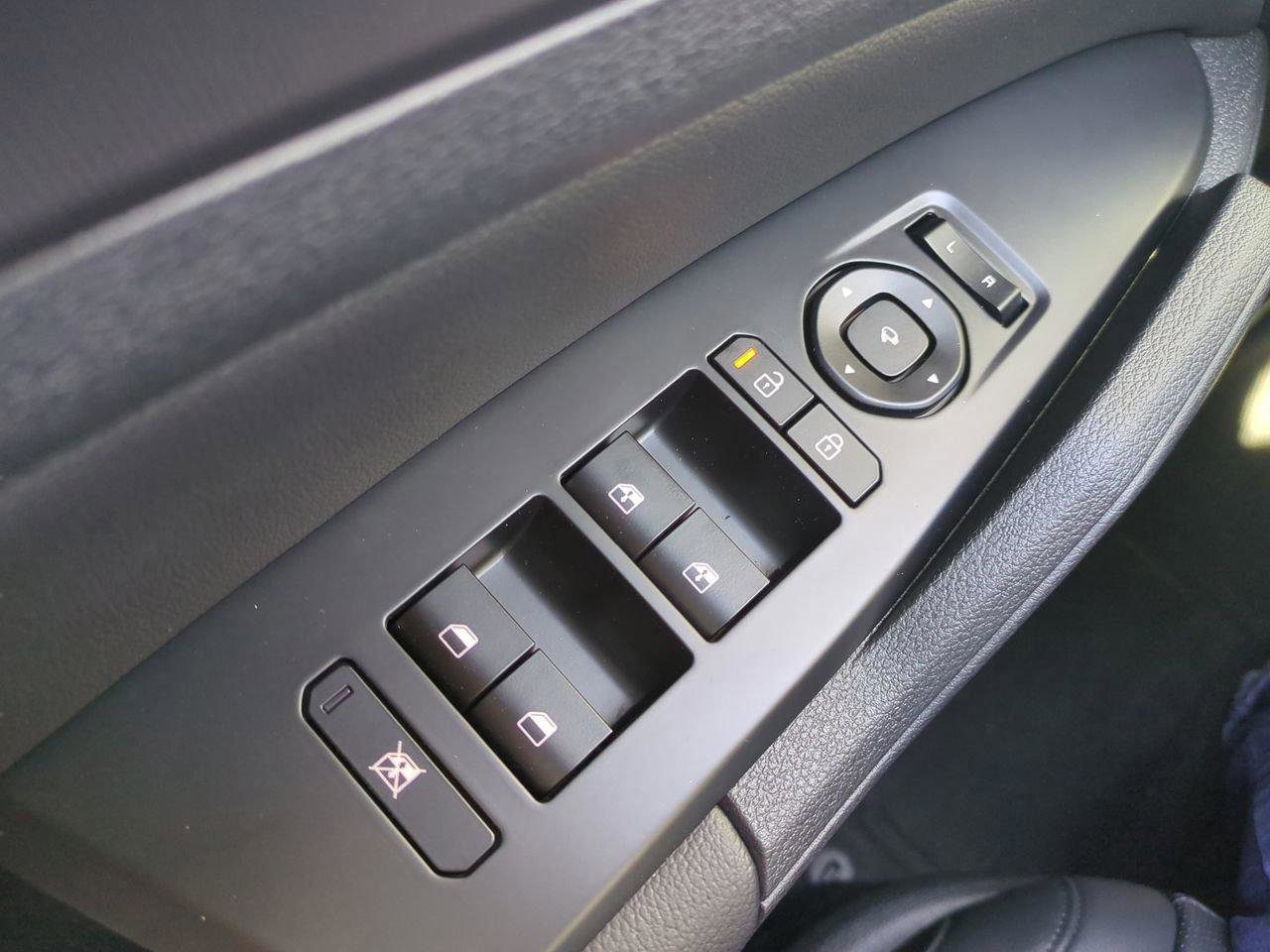 New 2026 Kia Sportage SX image 25