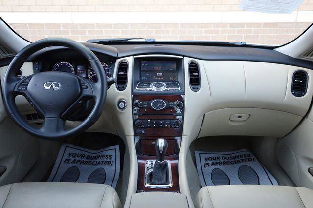 Used 2017 INFINITI QX50 Journey w/ Premium Package image 24