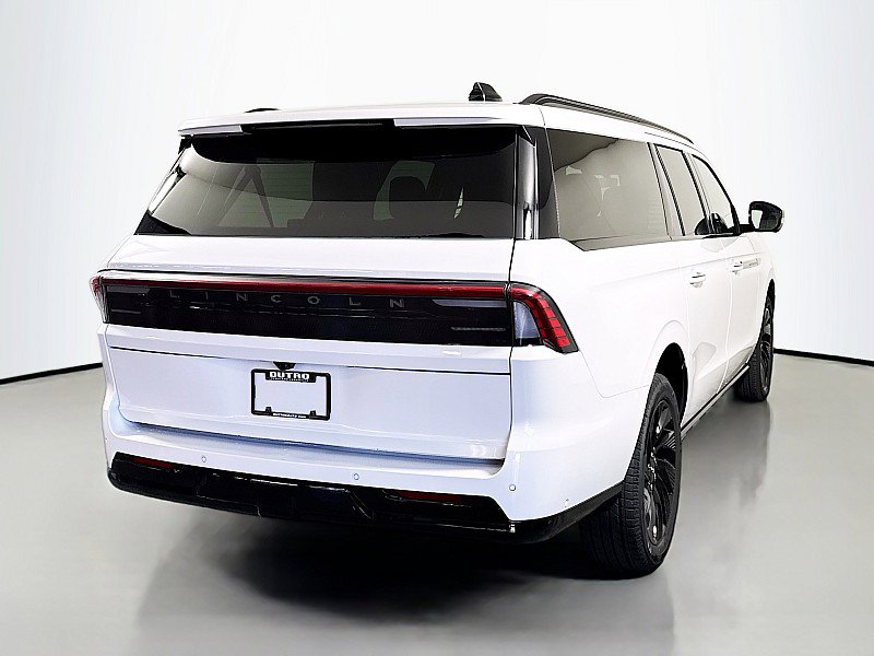 New 2025 Lincoln Navigator L Reserve w/ Jet Appearance Package image 7