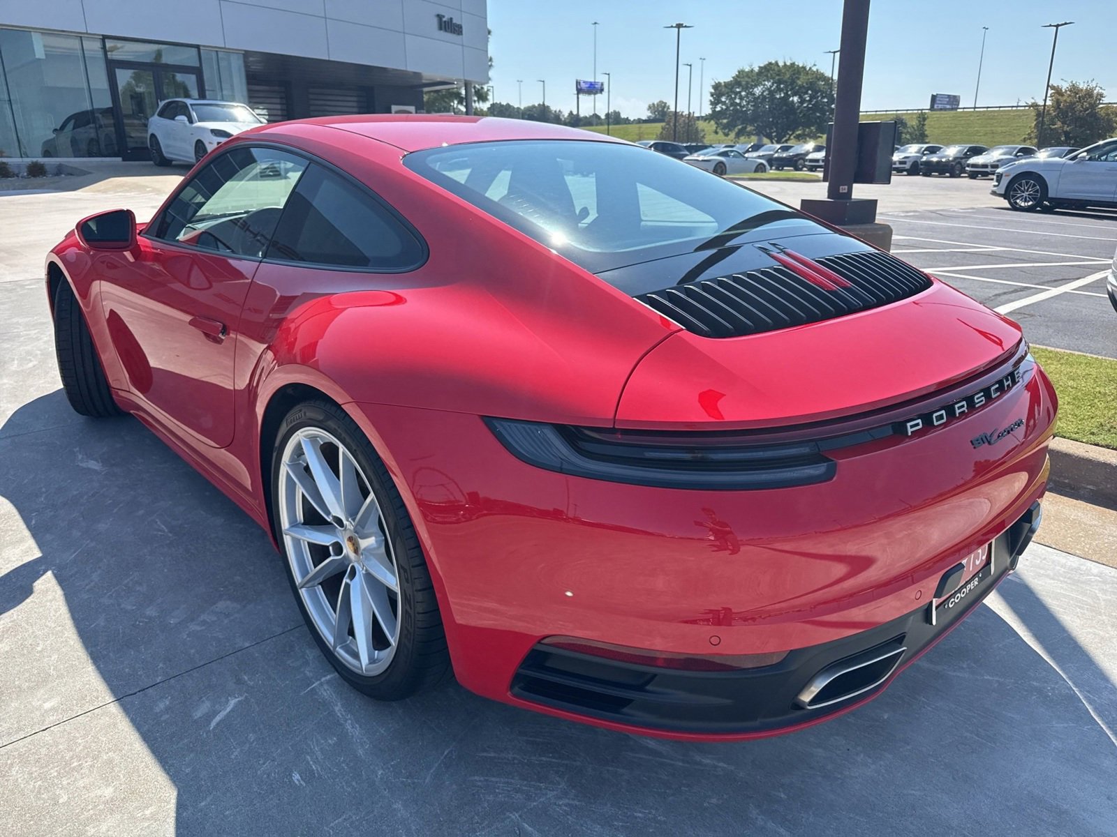 Used 2024 Porsche 911 Carrera image 4