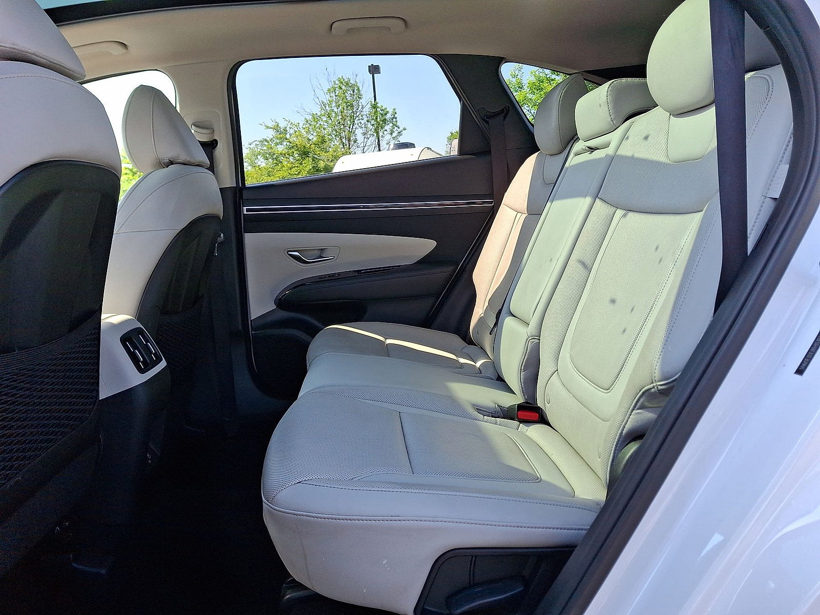Used 2024 Hyundai Tucson Limited FWD image 20