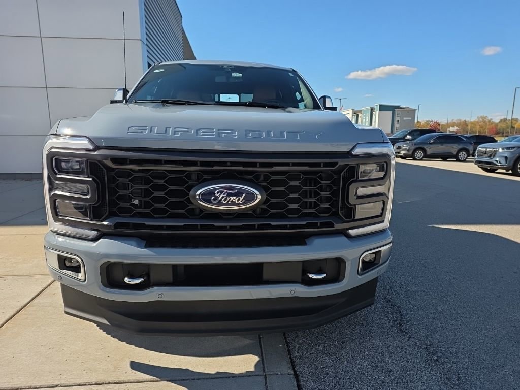 Used 2024 Ford F350 Platinum image 6